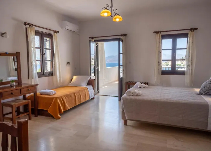 Pelagos Seafront Accommodation - George
