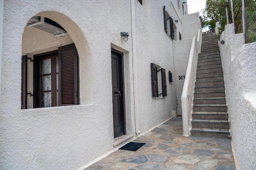 Pelagos Seafront - George Apartment *